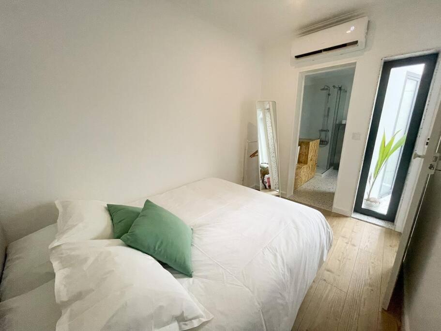 Guest House.
